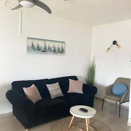 Apartment One Bedroom At 400 M Away From The With Balcony And Wifi