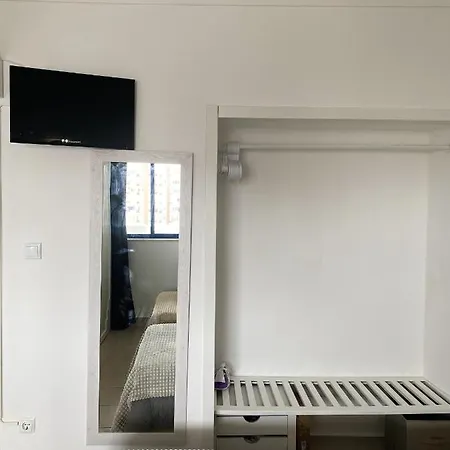 One Bedroom At 400 M Away From The With Balcony And Wifi * Portimão