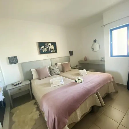 One Bedroom At 400 M Away From The With Balcony And Wifi Portimão